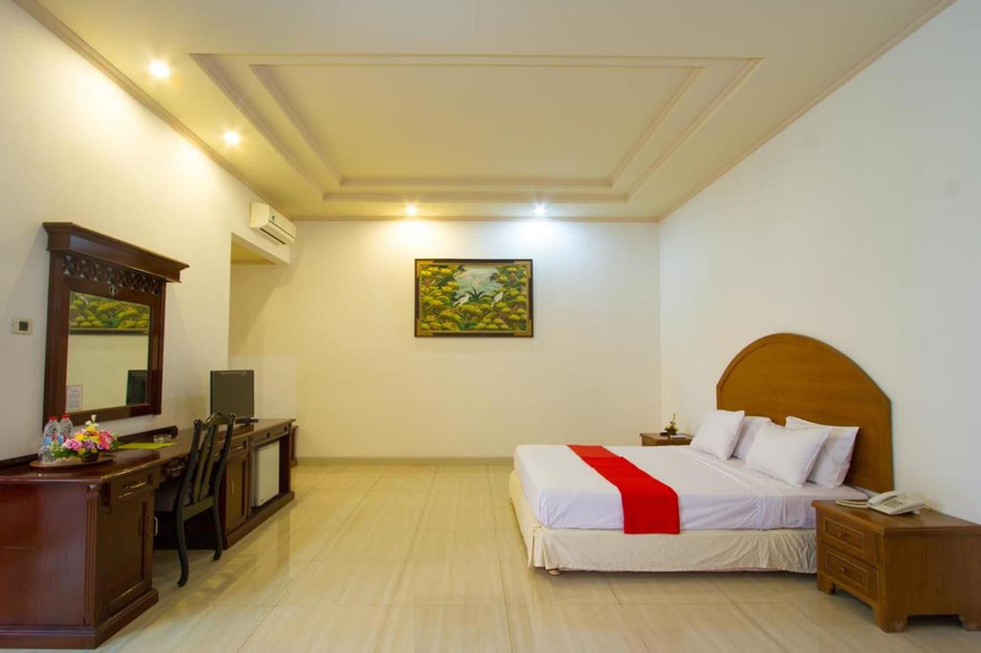 Hotel Oranjje Денпасар Екстериор снимка