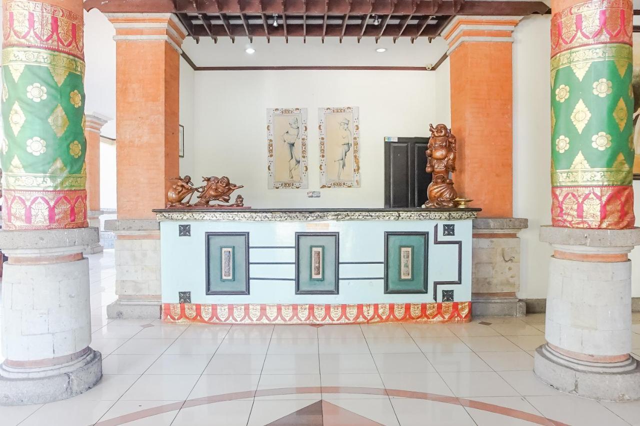 Hotel Oranjje Денпасар Екстериор снимка