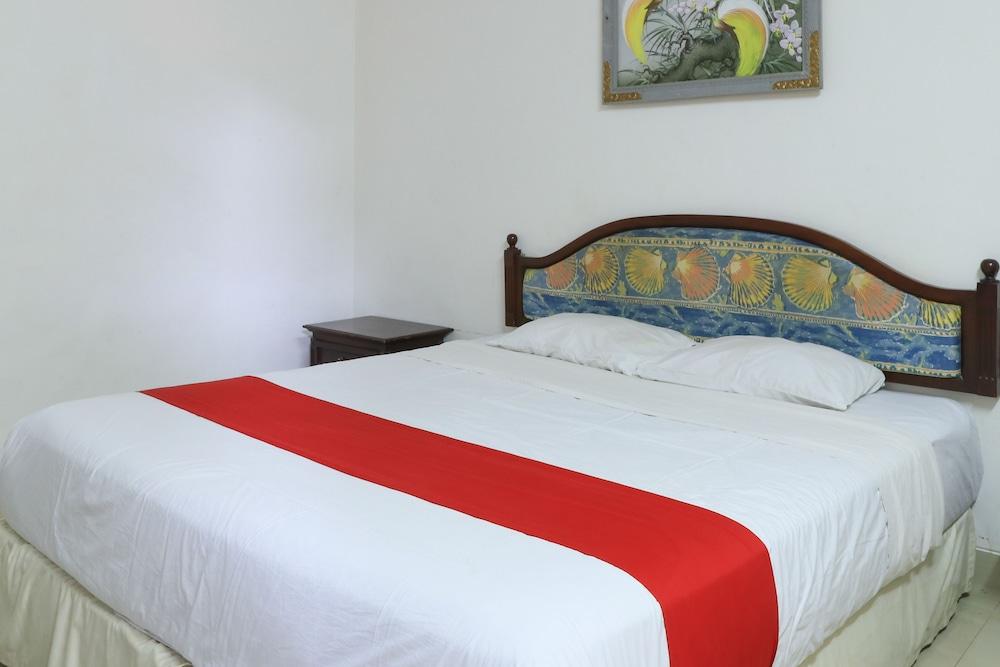 Hotel Oranjje Денпасар Екстериор снимка