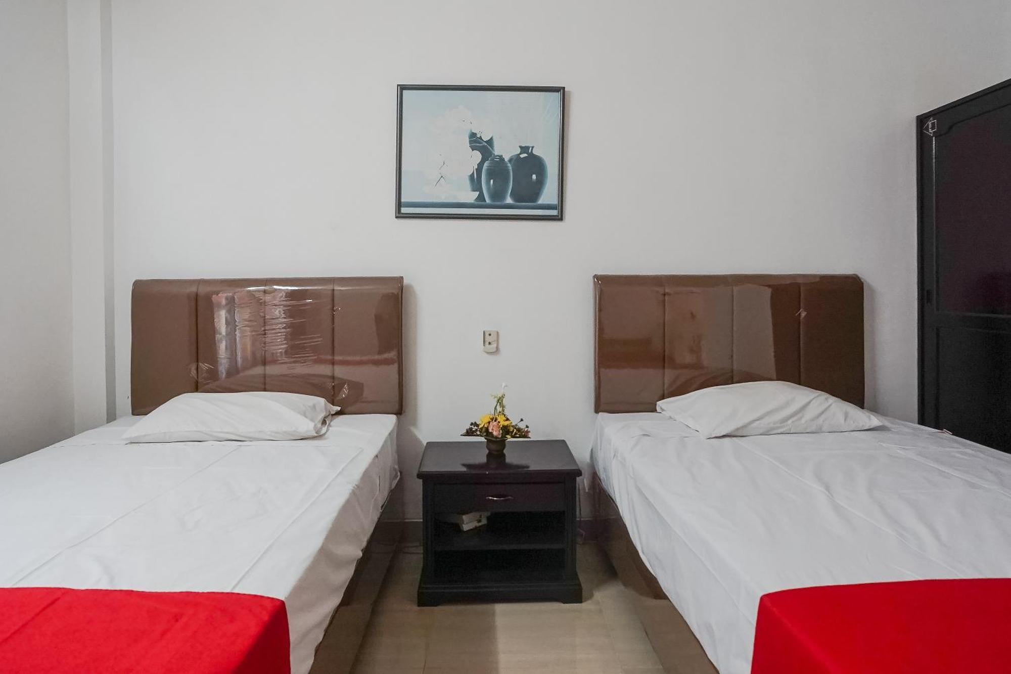 Hotel Oranjje Денпасар Екстериор снимка