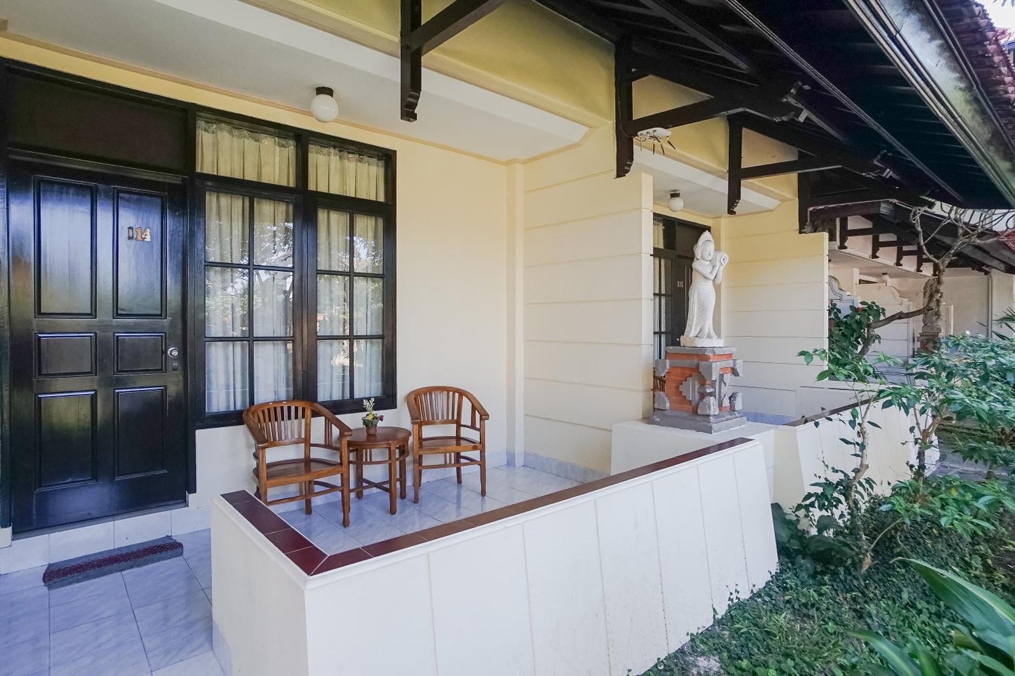 Hotel Oranjje Денпасар Екстериор снимка